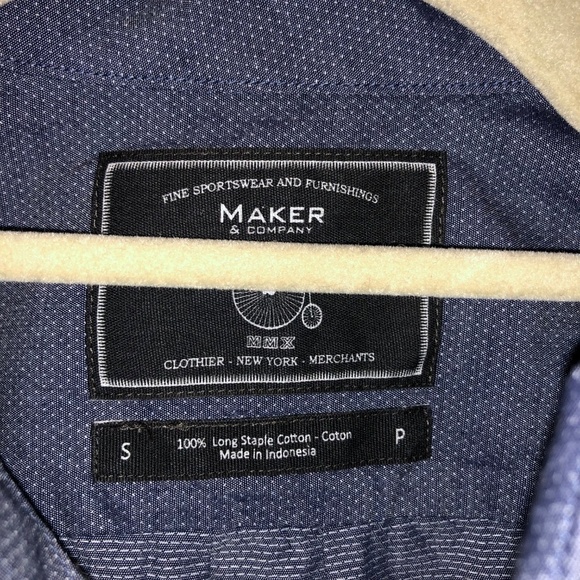 Maker & Company Navy Blue Textured Button Down - Picture 2 of 3